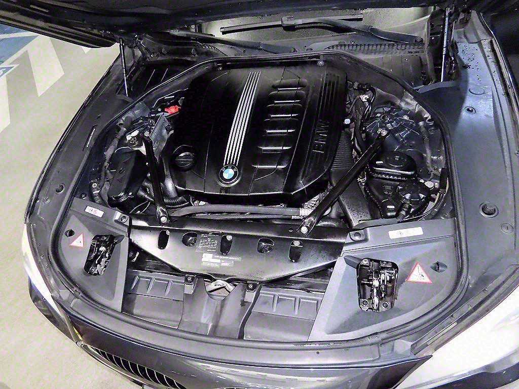 BMW 7 Series 2011 Negro - Importación desde Corea - HF Imports Iquique - Foto 19