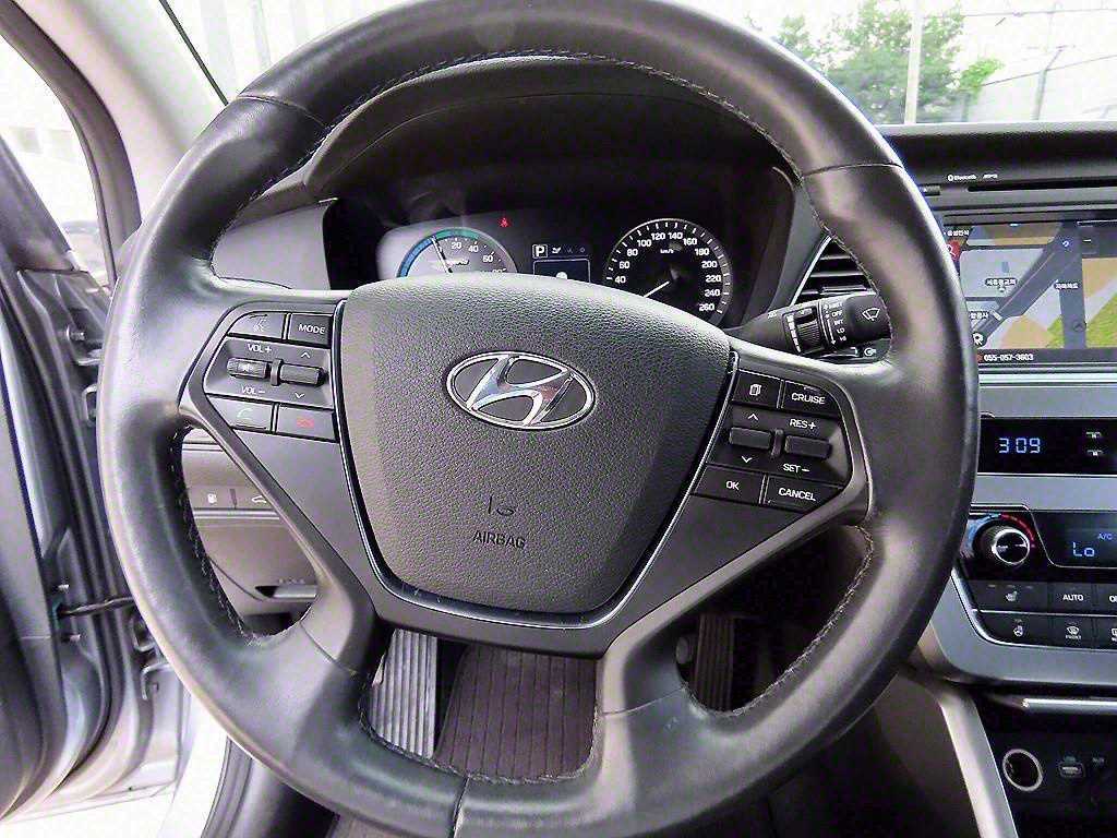 HYUNDAI Sonata - Vista 8