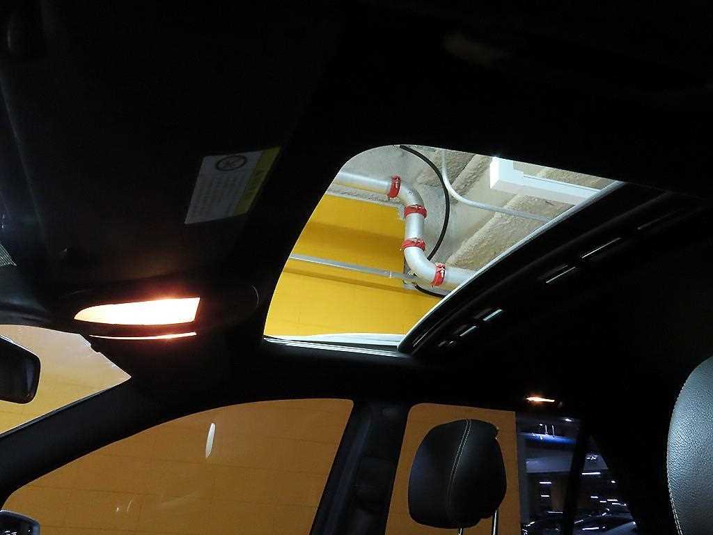 Mercedes Benz M Class 2011 Blanco - Importación desde Corea - HF Imports Iquique - Foto 13