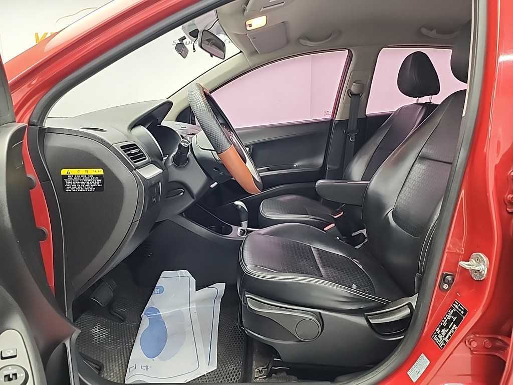 KIA Morning - Vista 11