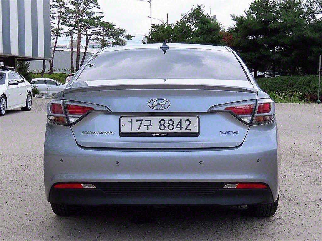 HYUNDAI Sonata - Vista 4