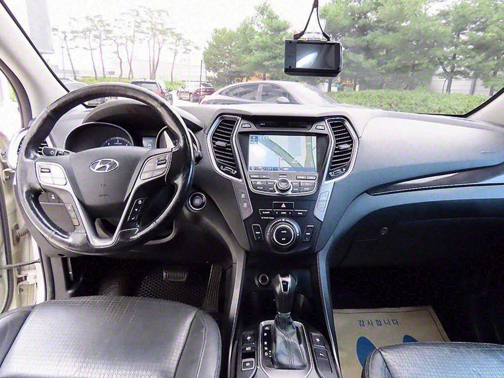 HYUNDAI Santa Fe - Vista 7