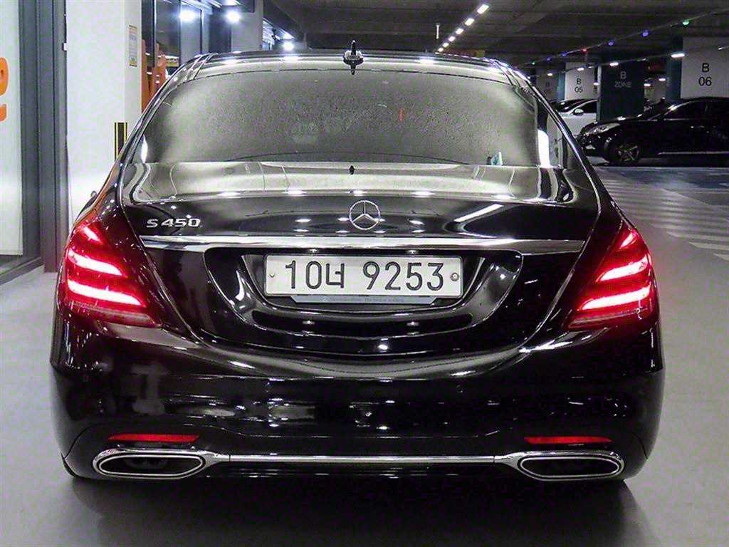 Mercedes Benz S Class - Vista 5
