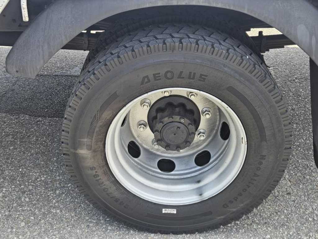 medium and large cargo Cargo 2017 Blanco - Importación desde Corea - HF Imports Iquique - Foto 19