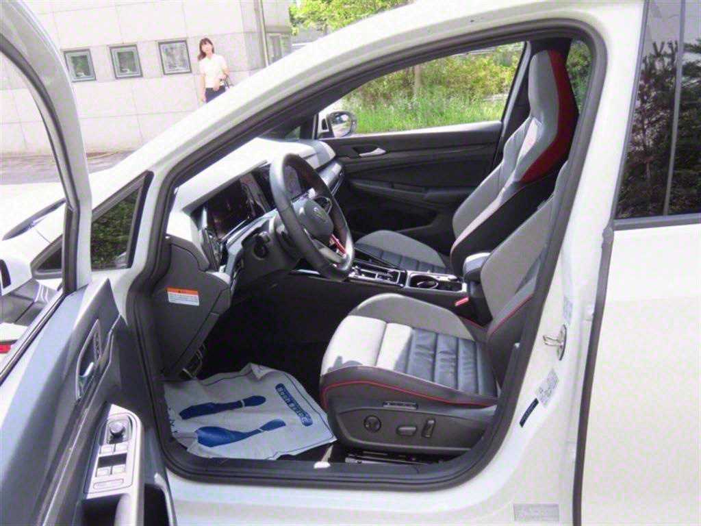 Volkswagen Golf 2024 Blanco - Importación desde Corea - HF Imports Iquique - Foto 13