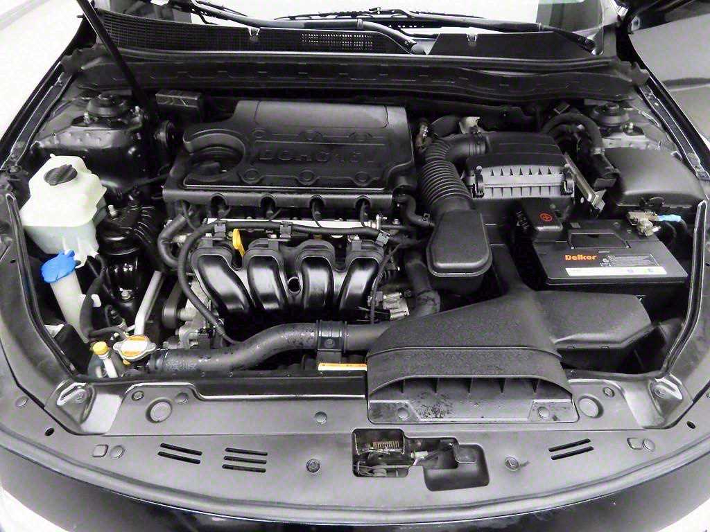 KIA K5 2011 Negro - Importación desde Corea - HF Imports Iquique - Foto 20