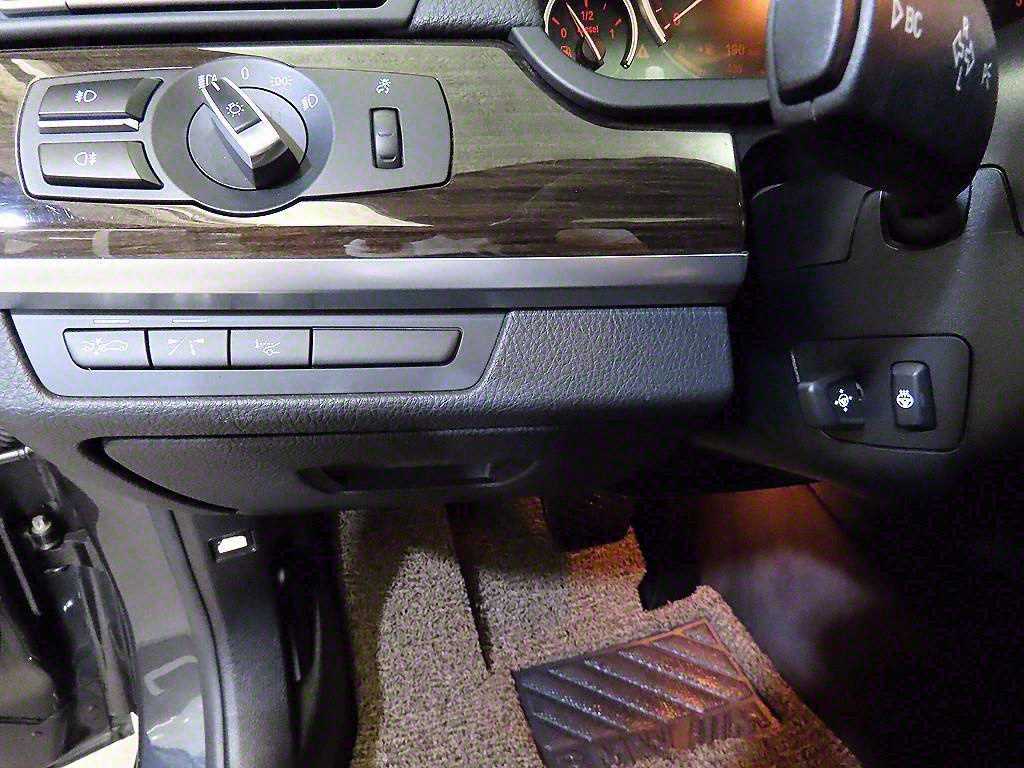 BMW 7 Series 2011 Negro - Importación desde Corea - HF Imports Iquique - Foto 14