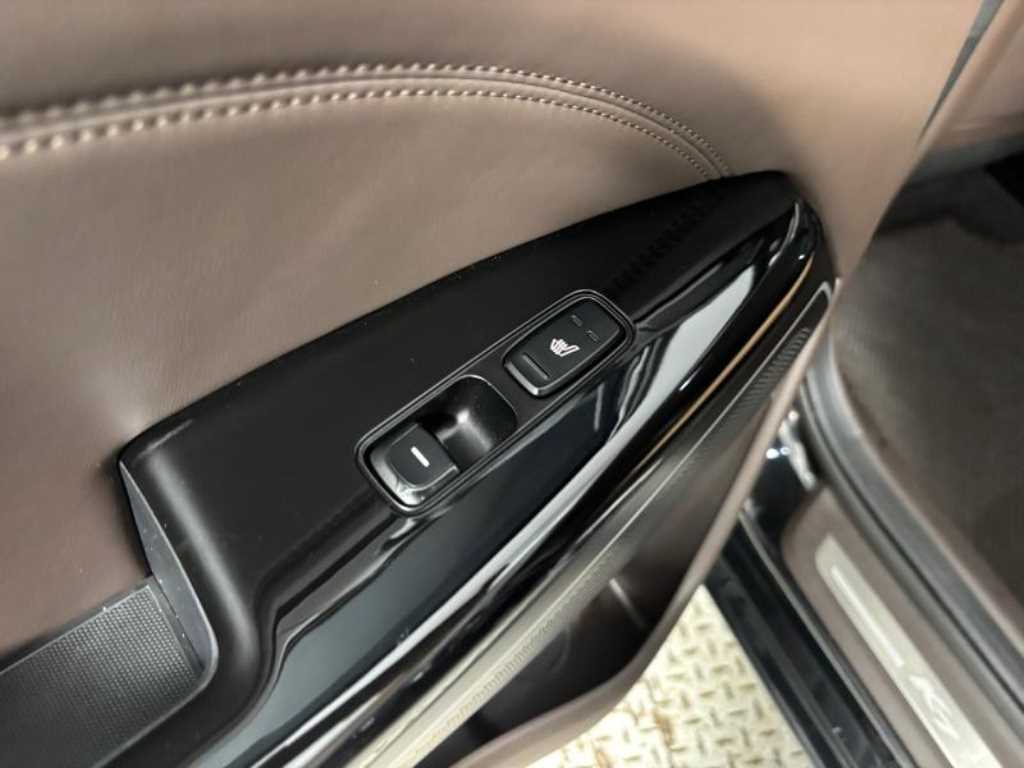 KIA K7 2016 Negro - Importación desde Corea - HF Imports Iquique - Foto 16