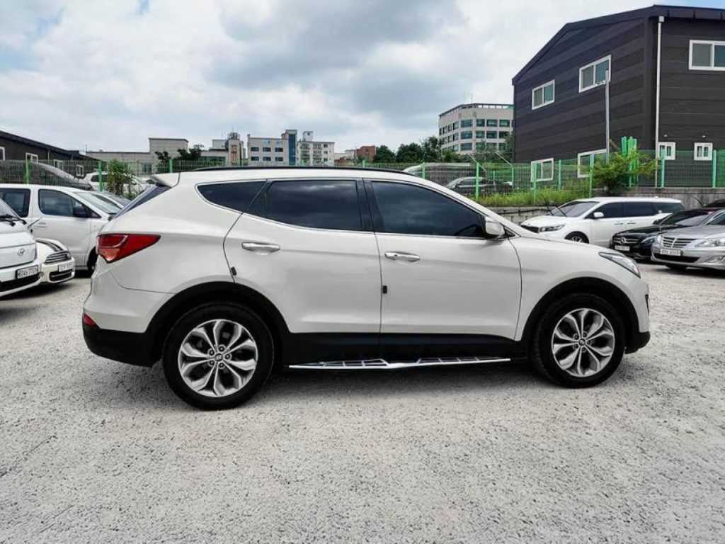 HYUNDAI Santa Fe - Vista 4