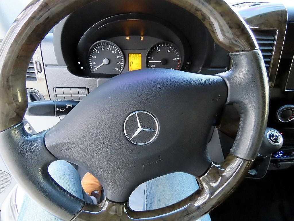 Mercedes Benz Sprinter - Vista 10