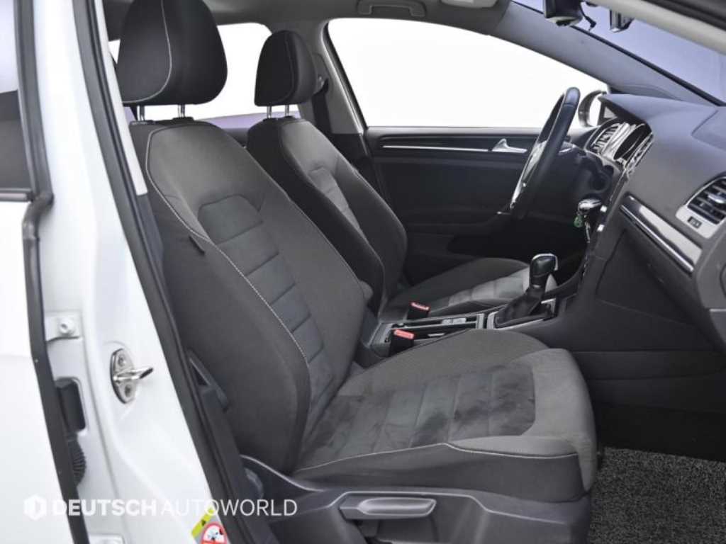 Volkswagen Golf - Vista 10