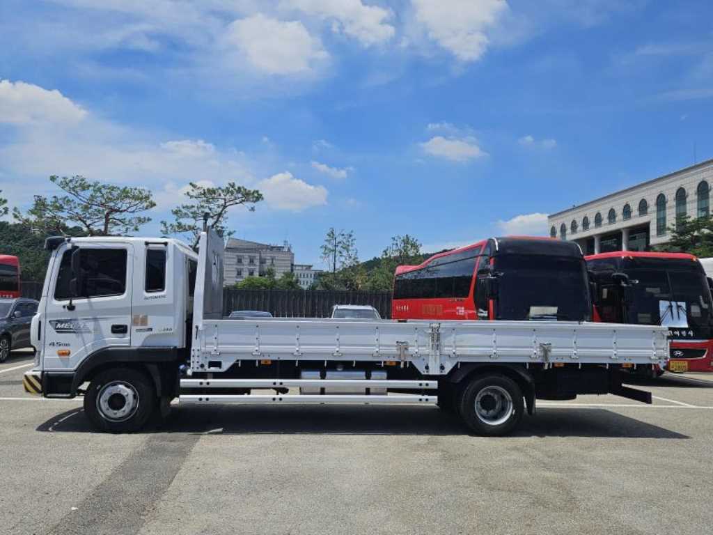 medium and large cargo Cargo - Vista 4