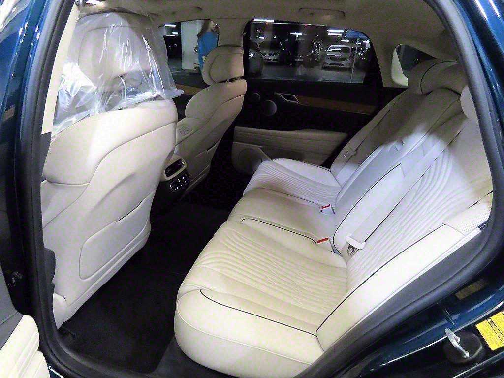 Genesis G80 - Vista 7