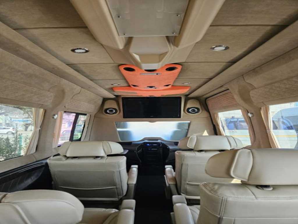 Mercedes Benz Sprinter - Vista 8