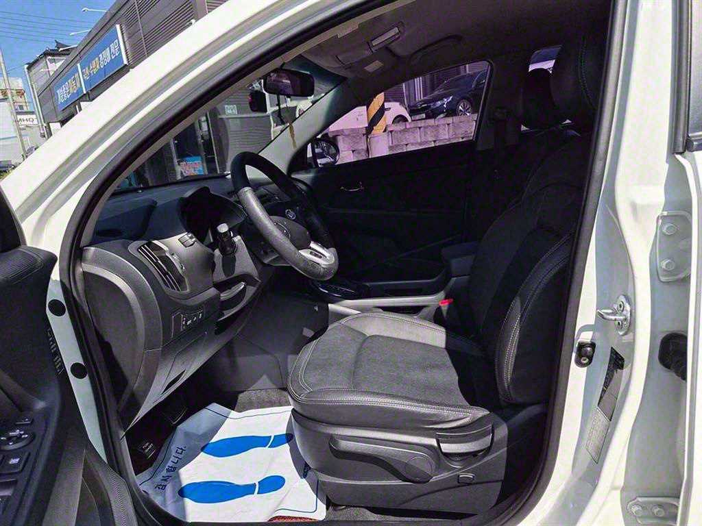 KIA Sportage - Vista 6