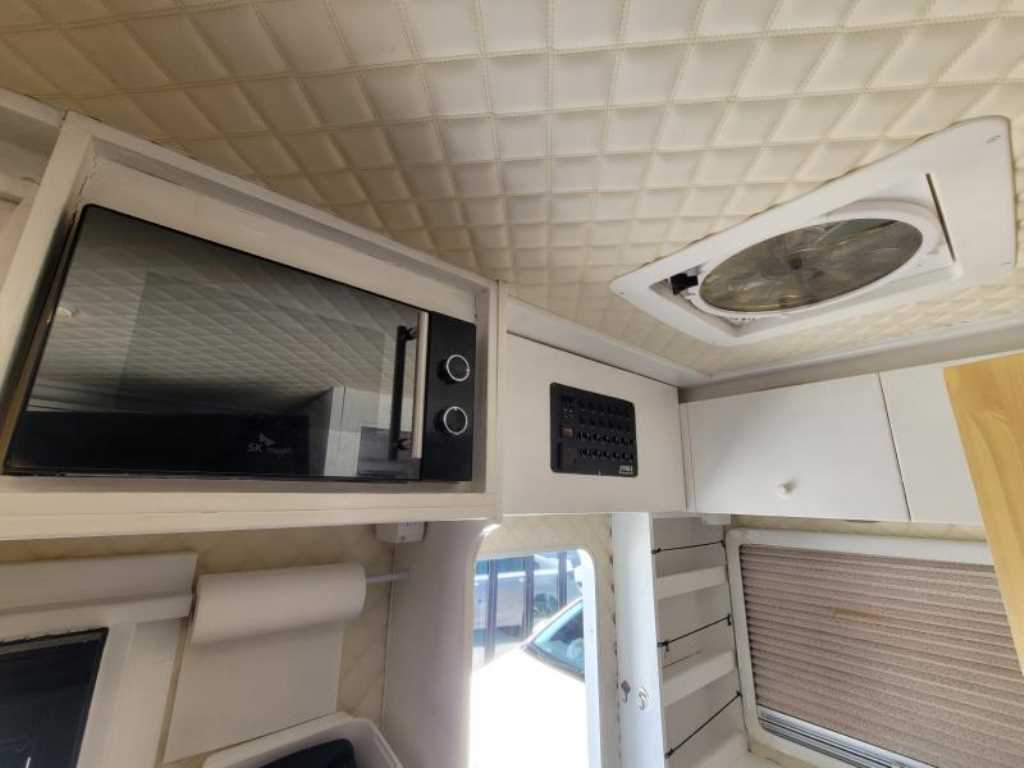 HYUNDAI Starex - Vista 11