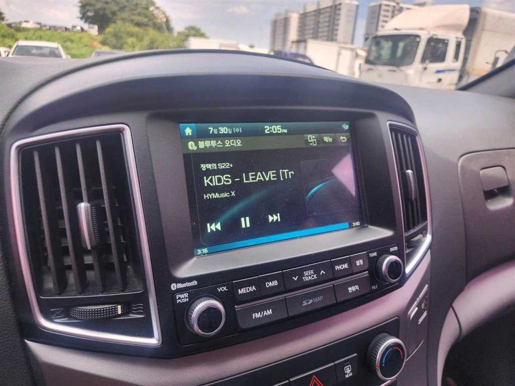 HYUNDAI Starex 2016 Negro - Importación desde Corea - HF Imports Iquique - Foto 18