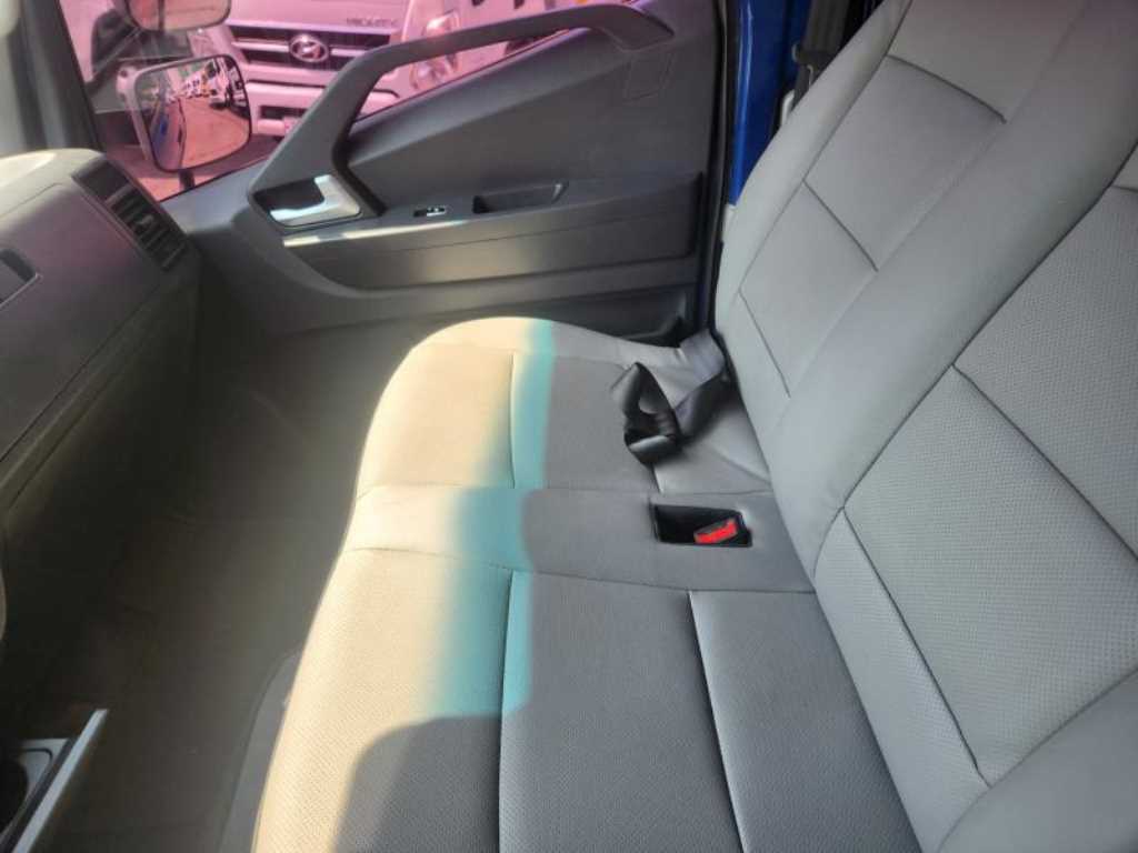 medium and large cargo Cargo - Vista 12