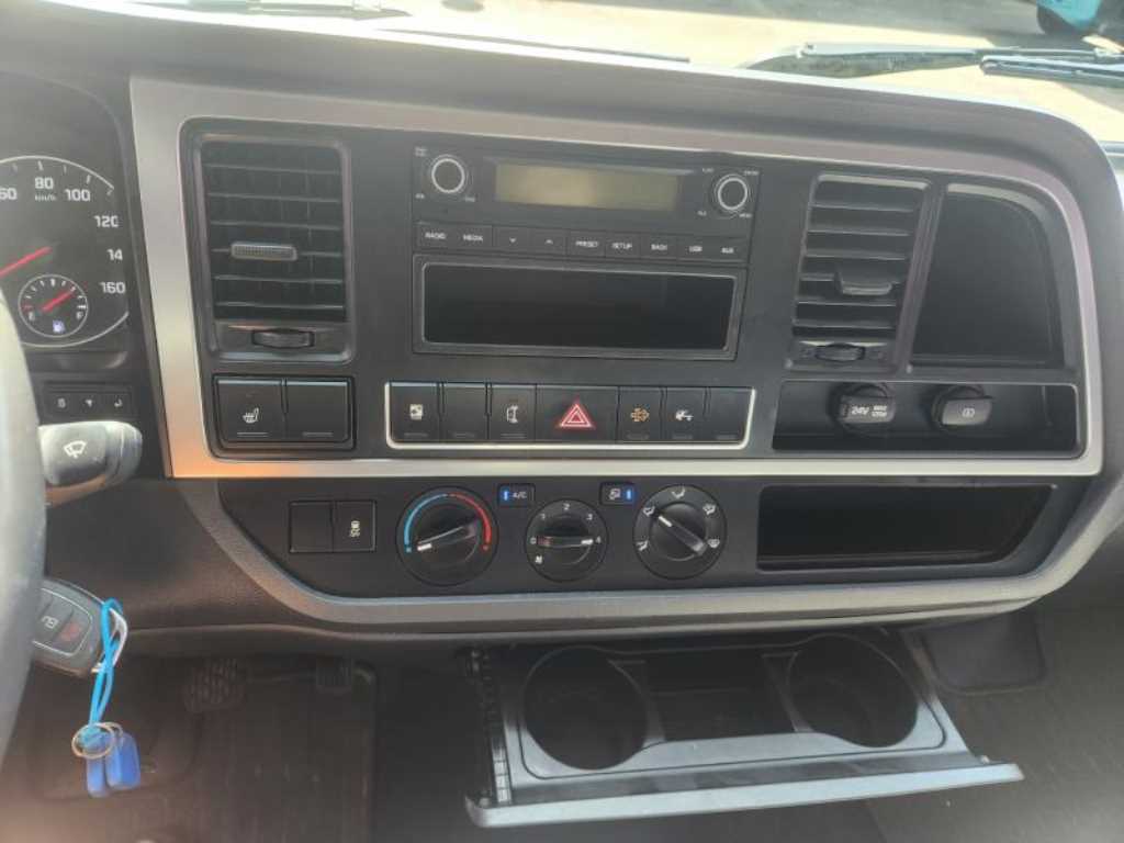 medium and large cargo Cargo 2020 Blanco - Importación desde Corea - HF Imports Iquique - Foto 14