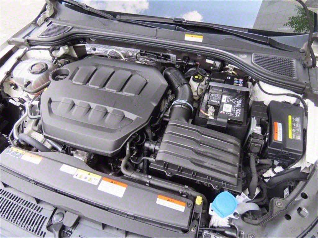 Volkswagen Golf 2024 Blanco - Importación desde Corea - HF Imports Iquique - Foto 20