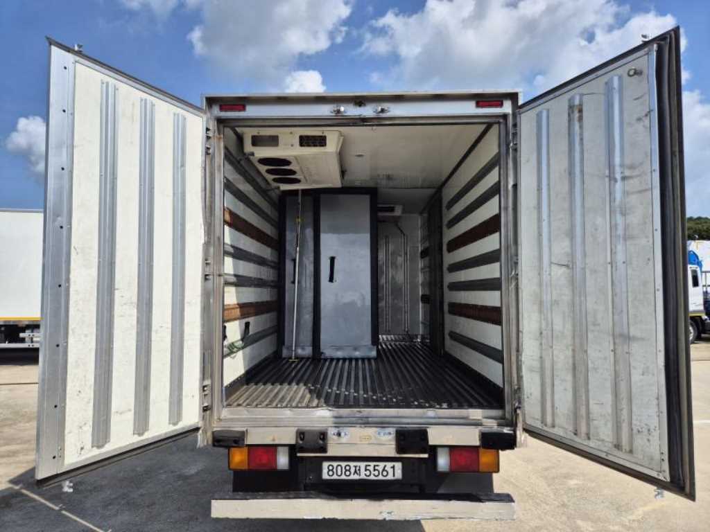 medium and large cargo Cargo - Vista 6