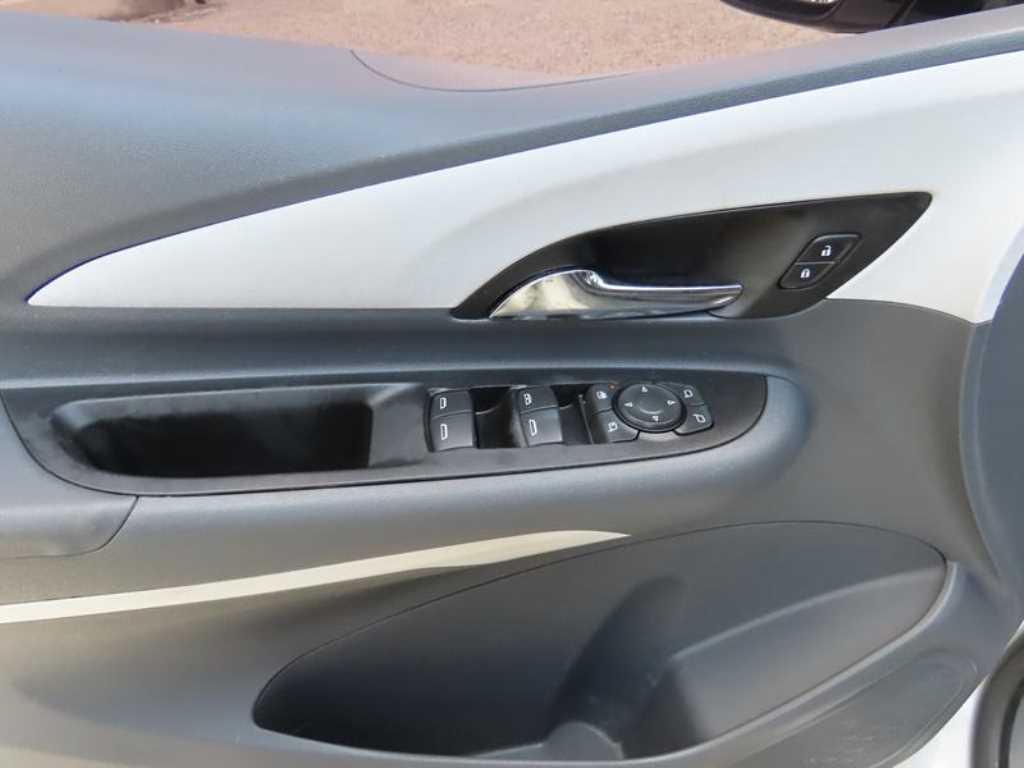 Chevrolet Bolt - Vista 7