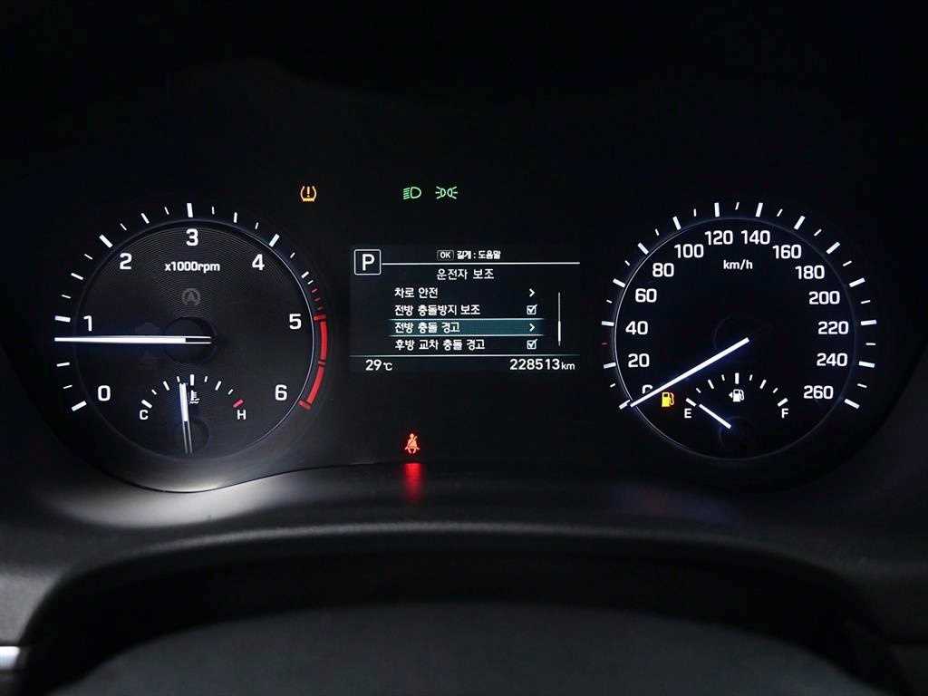 Genesis G80 - Vista 6