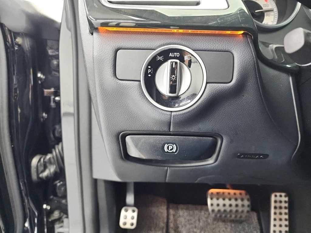 Mercedes Benz CLS Class 2013 Negro - Importación desde Corea - HF Imports Iquique - Foto 13