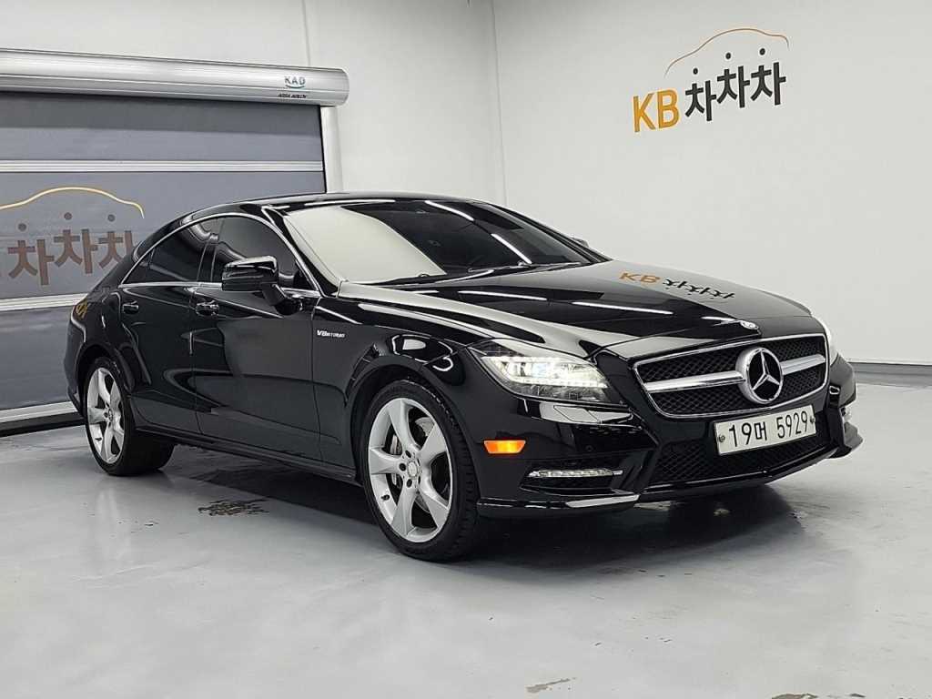 Mercedes Benz CLS Class - Vista 4