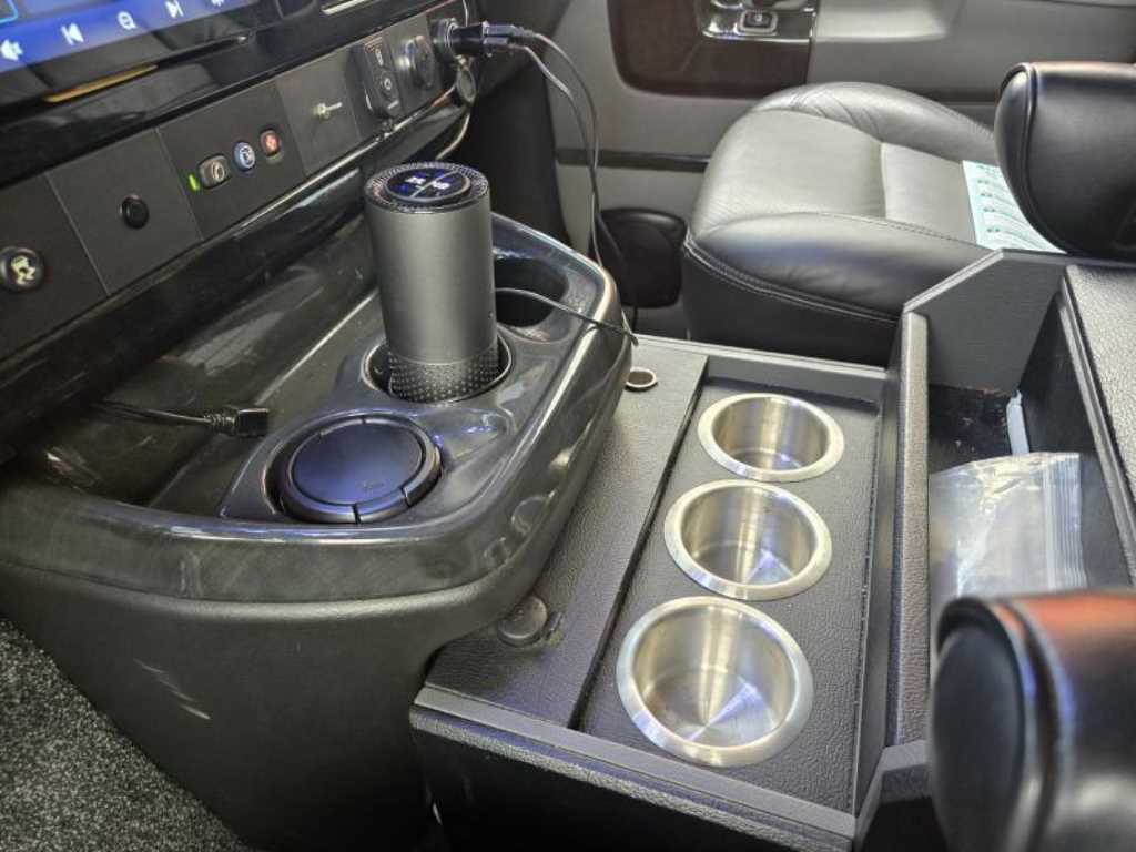 Chevrolet Express van 2011 Negro - Importación desde Corea - HF Imports Iquique - Foto 13