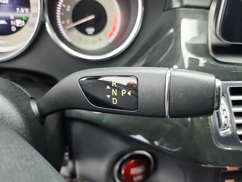 Mercedes Benz CLS Class 2013 Negro - Importación desde Corea - HF Imports Iquique - Foto 19