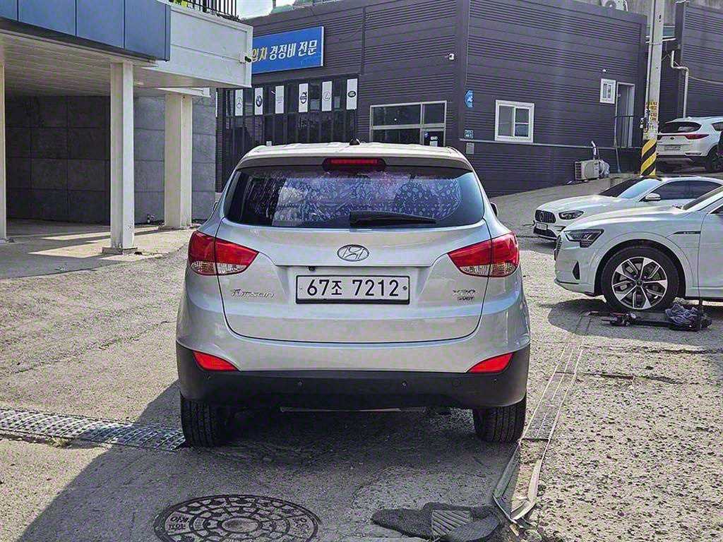 HYUNDAI Tucson - Vista 5