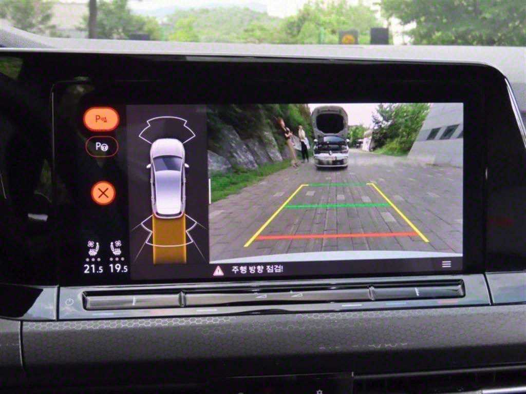 Volkswagen Golf - Vista 9