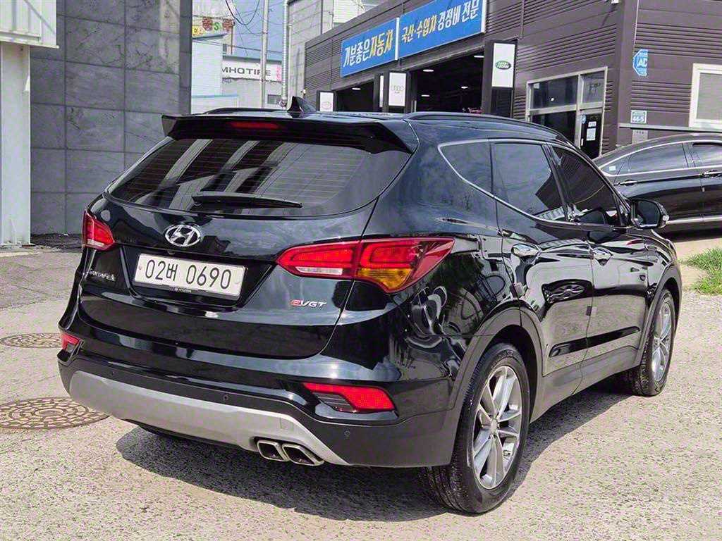 HYUNDAI Santa Fe - Vista 4
