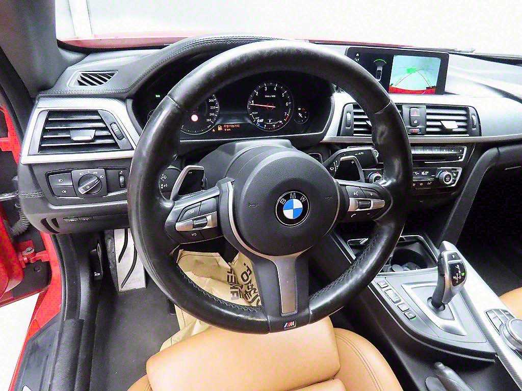 BMW 4 Series - Vista 9