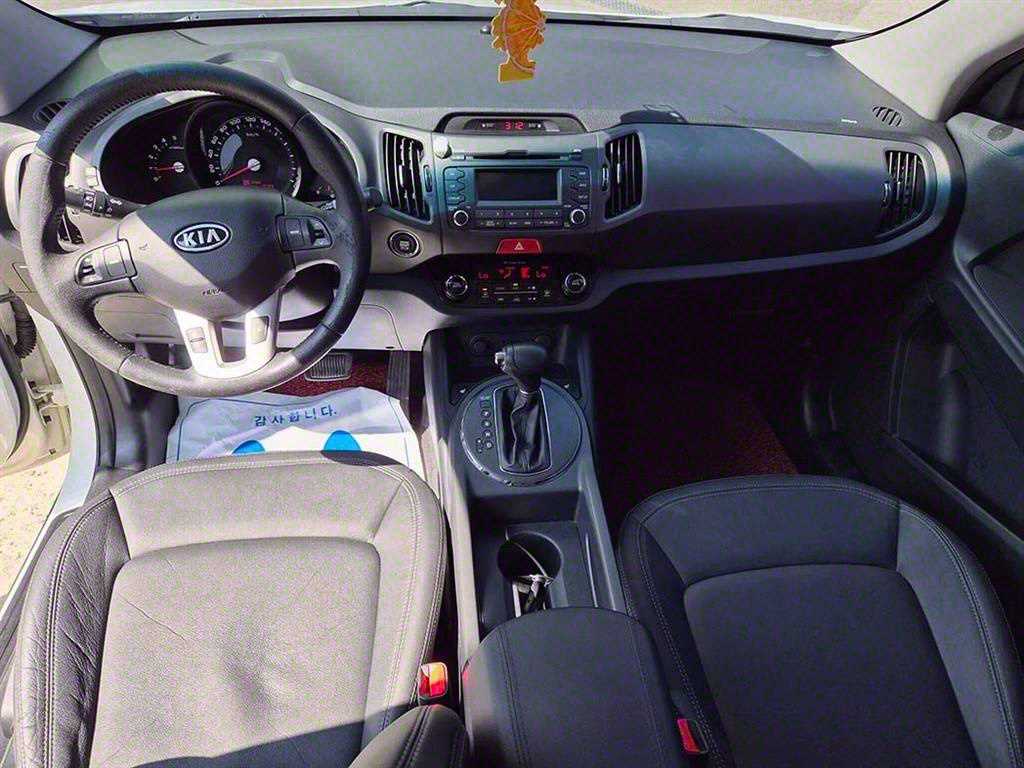 KIA Sportage - Vista 8