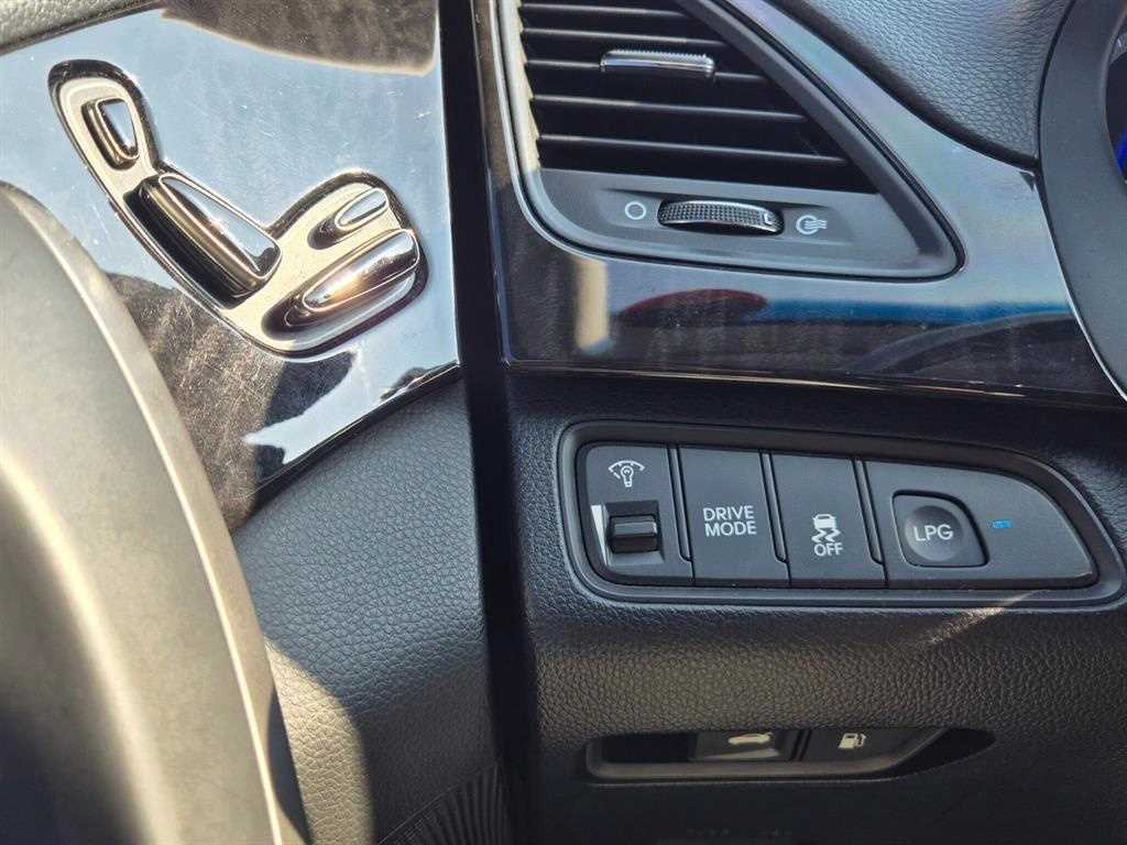 HYUNDAI Grandeur 2014 Plateado - Importación desde Corea - HF Imports Iquique - Foto 13