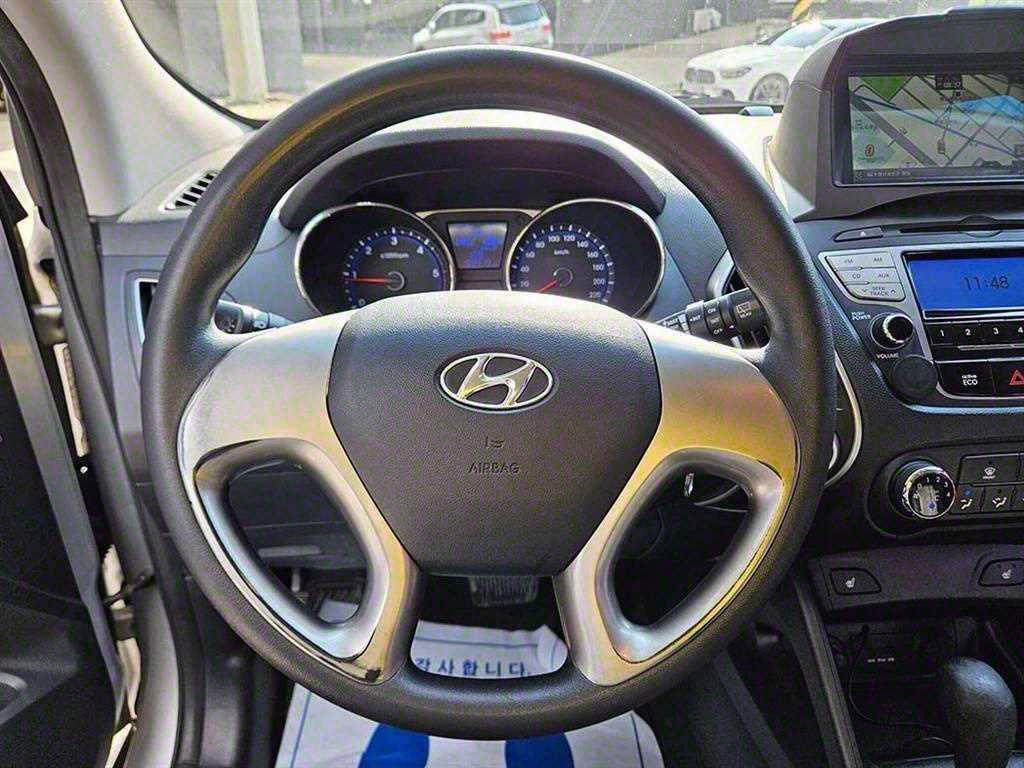 HYUNDAI Tucson - Vista 9