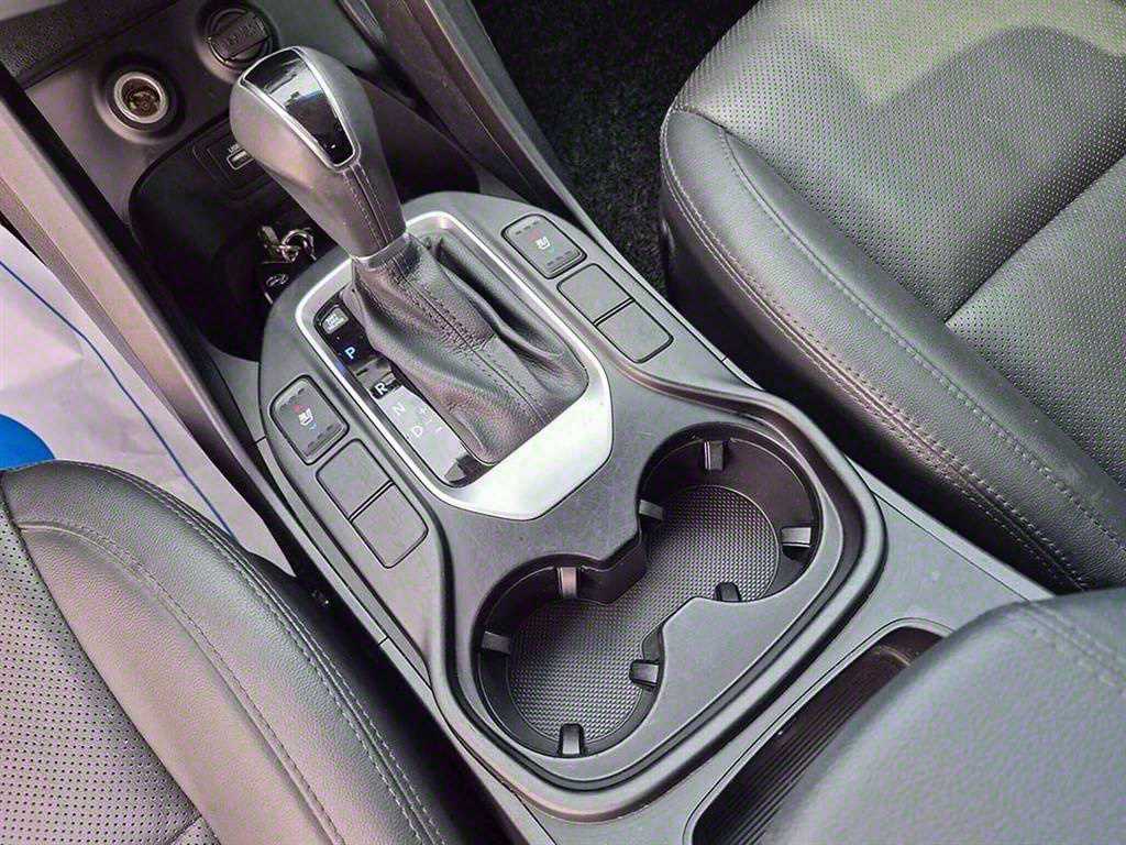 HYUNDAI Santa Fe - Vista 10