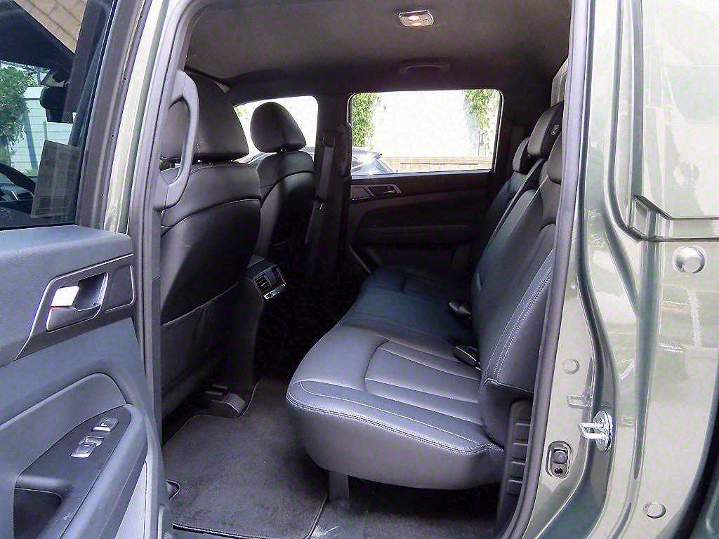 Ssangyong Rexton - Vista 6