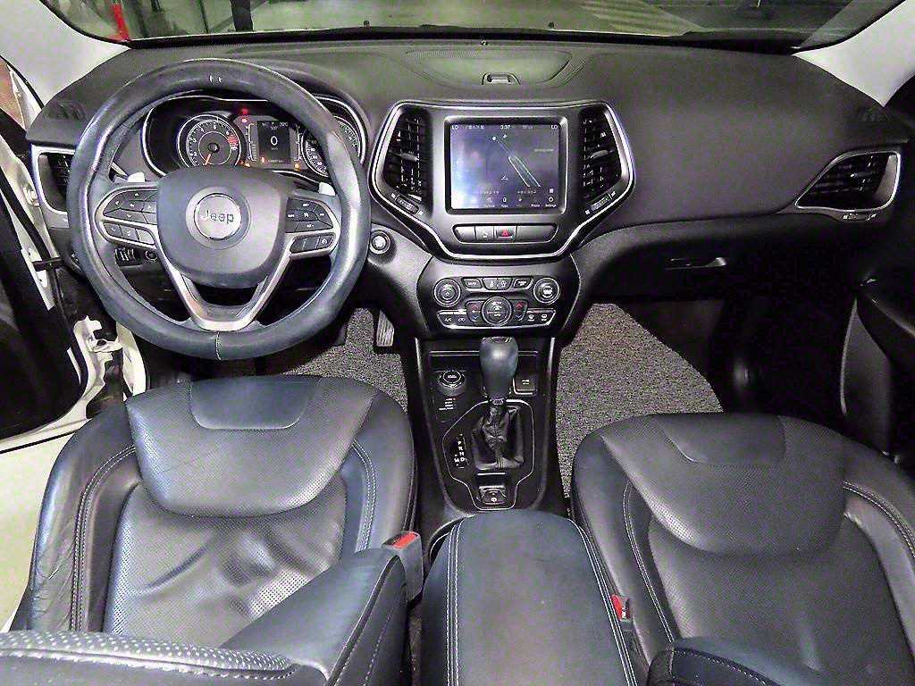 Jeep Cherokee - Vista 9