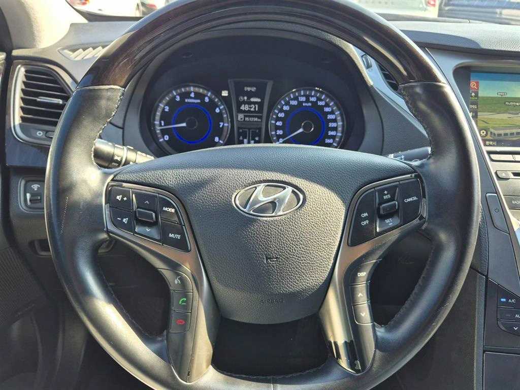 HYUNDAI Grandeur 2014 Plateado - Importación desde Corea - HF Imports Iquique - Foto 14