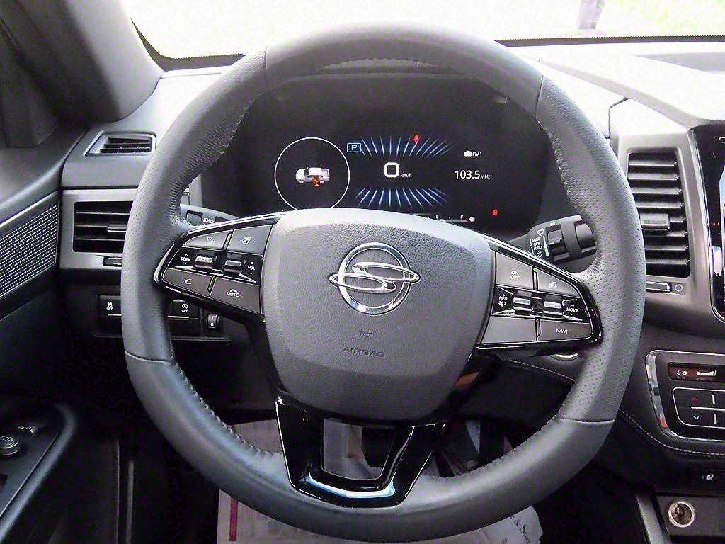 Ssangyong Rexton - Vista 8