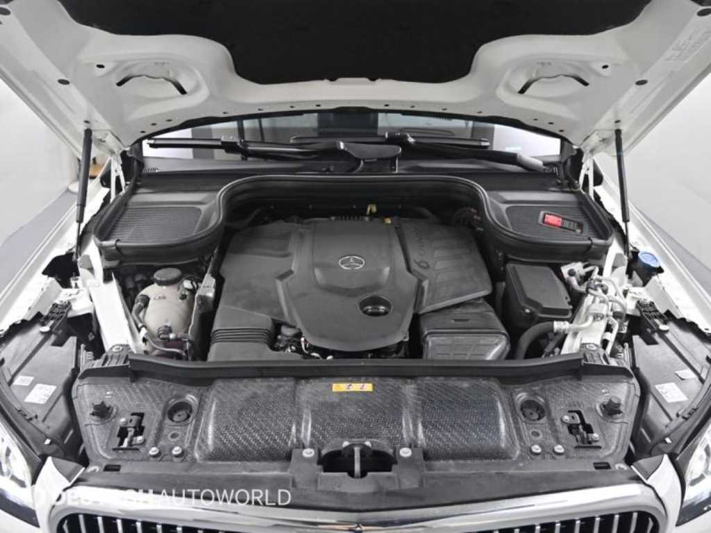 Mercedes Benz GLS Class - Vista 6