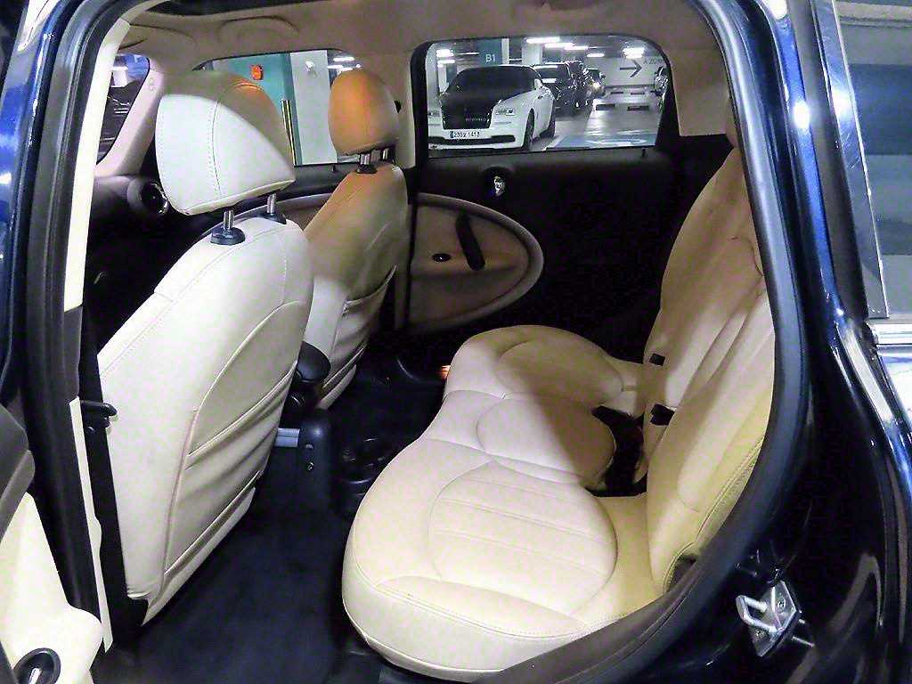 Mini Countryman - Vista 7