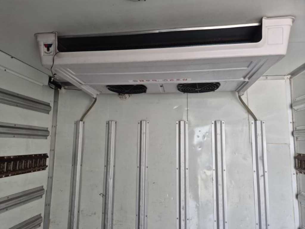 medium and large cargo Cargo - Vista 8