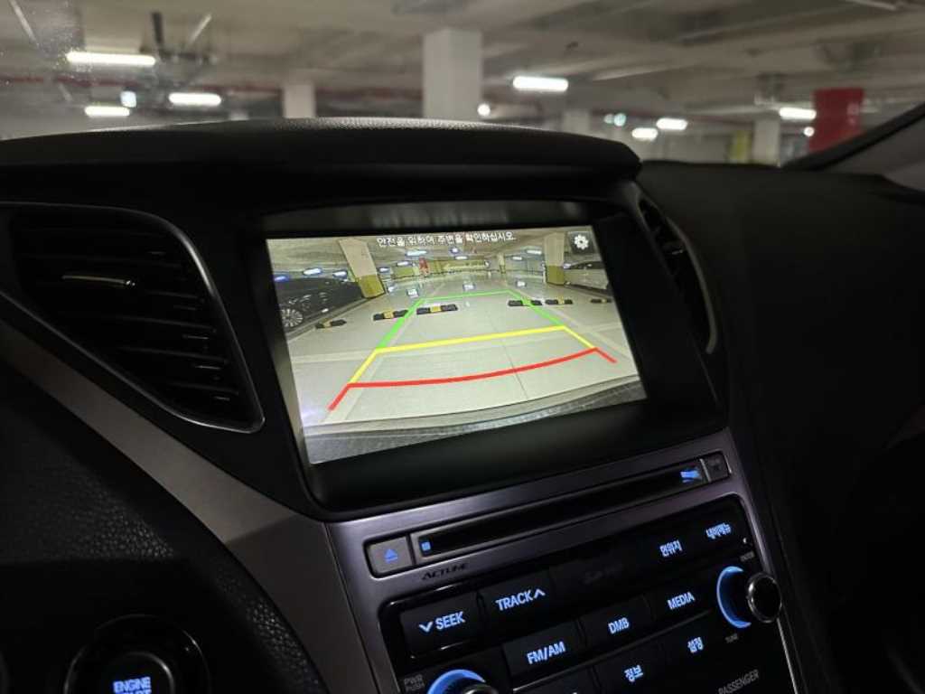 HYUNDAI Grandeur - Vista 7