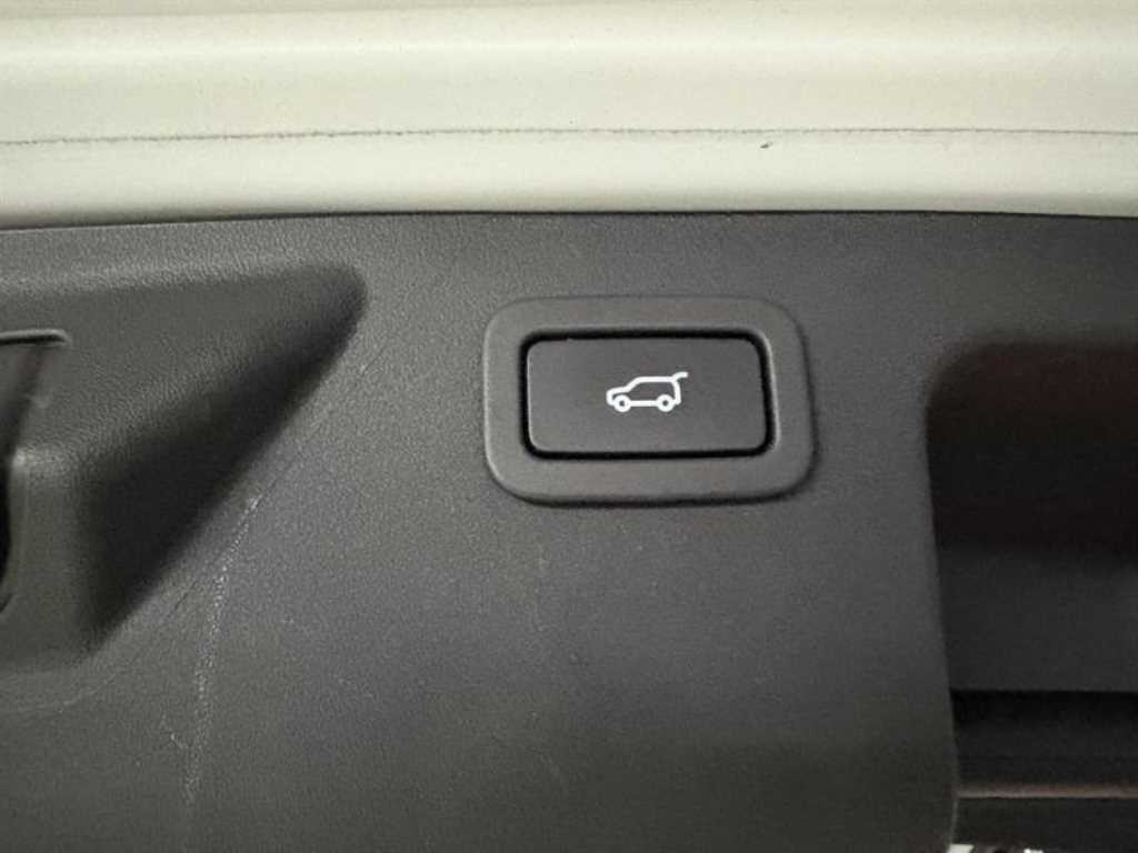 Land Rover Discovery Sports 2016 Blanco - Importación desde Corea - HF Imports Iquique - Foto 15