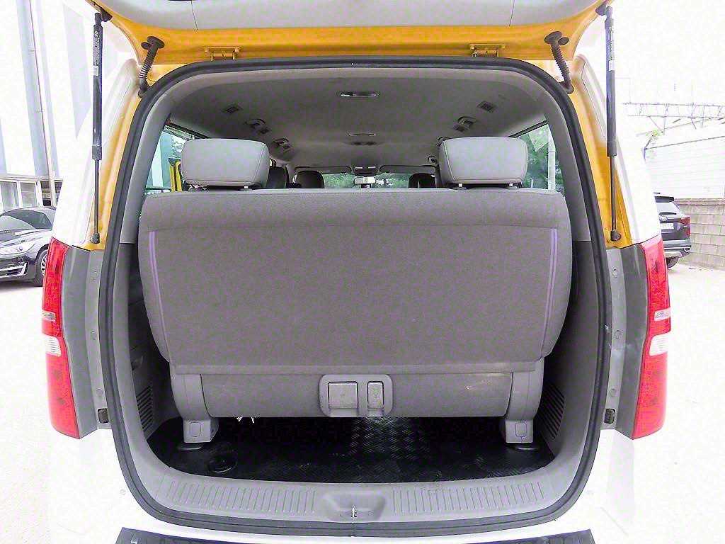 HYUNDAI Starex 2015 Blanco - Importación desde Corea - HF Imports Iquique - Foto 18