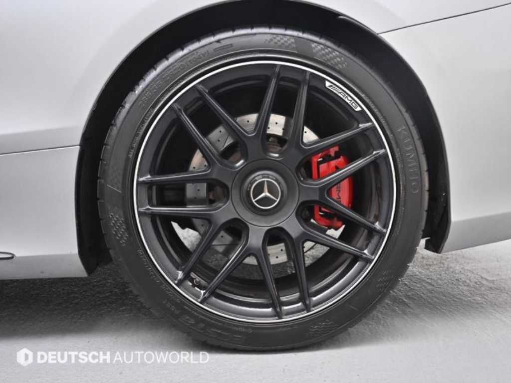 Mercedes Benz S Class - Vista 5